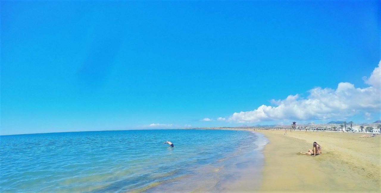 Paradise Near The Allotjament en família Playa Honda (Lanzarote)