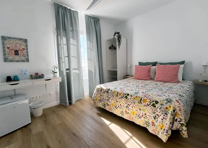 Paradise Room Near The Beach